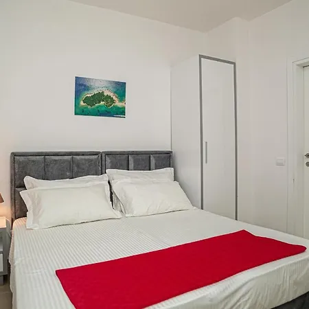 Sunset Gl فلورا