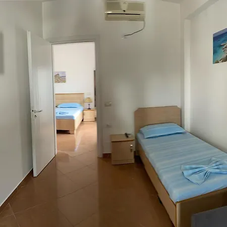 Sunset Gl 3* فلورا