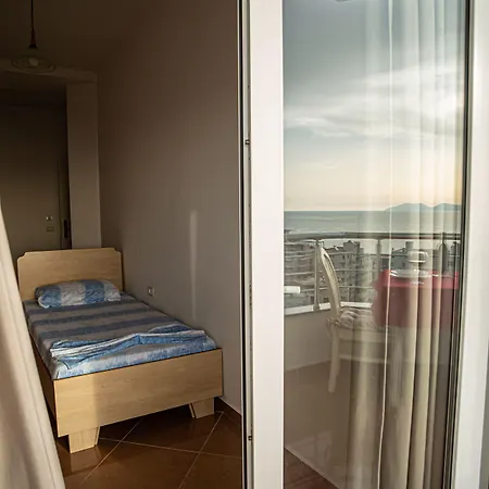 ホテル Sunset Gl Vlorë